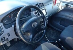 TOYOTA AVENSIS VERSO