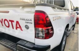 TOYOTA HILUX DOUBLE CABINE