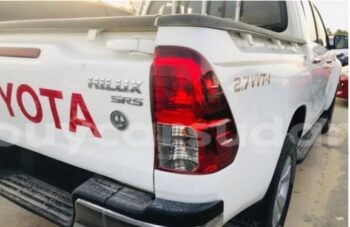 TOYOTA HILUX DOUBLE CABINE