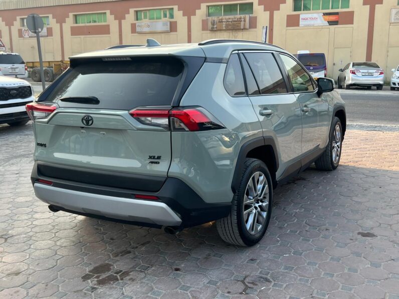 TOYOTA RAV4 XEL