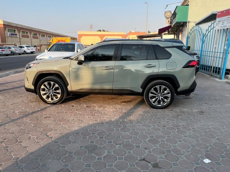 TOYOTA RAV4 XEL