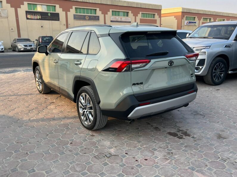 TOYOTA RAV4 XEL