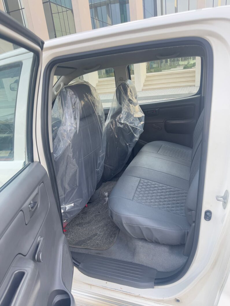 TOYOTA HILUX DOUBLE CABINE
